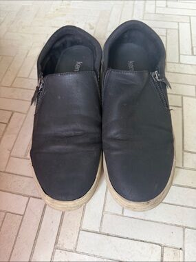 Kensie Black Slip-On Loafers with Side Zip